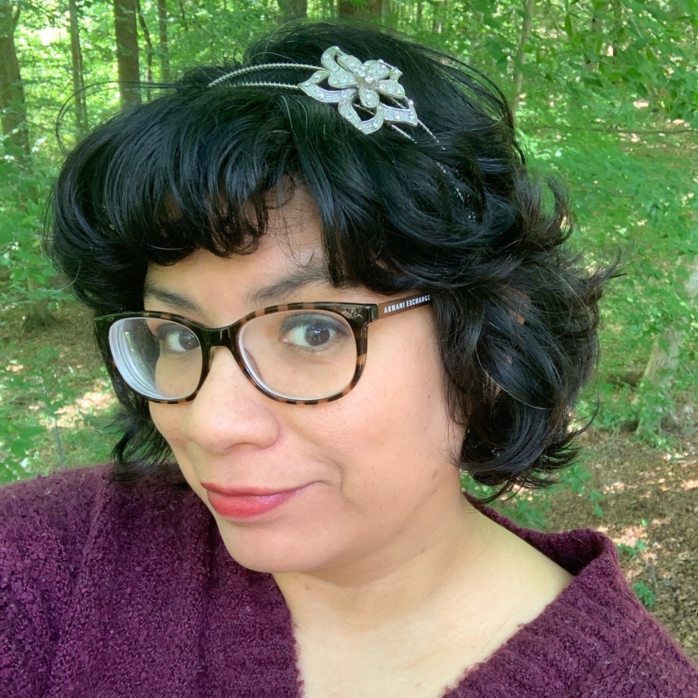 Meet your Posher, Desiree